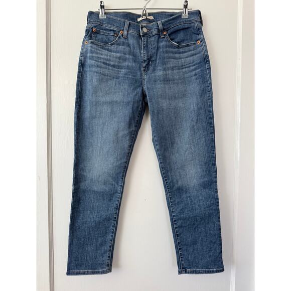 Levi's Strauss Boyfriend Jeans Classic Denim Med Wash Size 30 - Picture 1 of 15